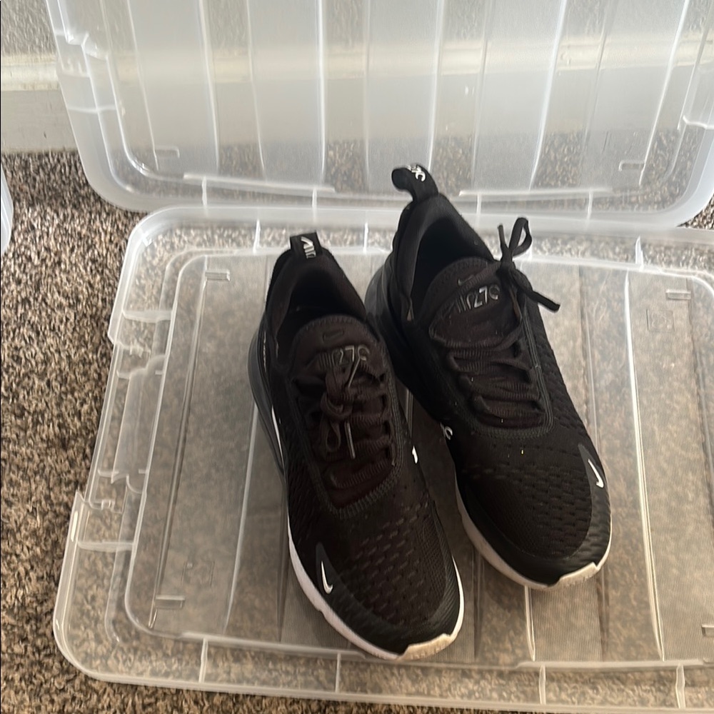 Nike Black and White Athletic Shoes with Breathable Mesh - Picture 2 of 3